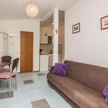 Horvatic Apartment Vir