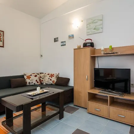 Horvatic Apartment Vir