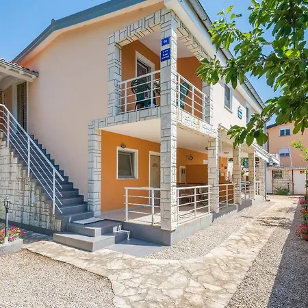 Apartment Horvatic Vir